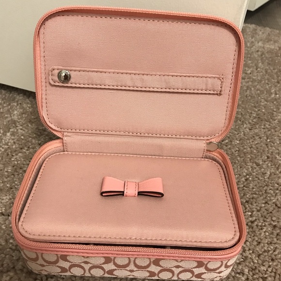 Coach jewelry box - Picture 2 of 4